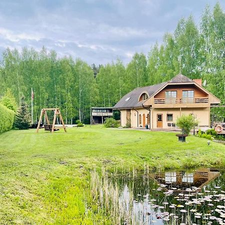 Piejuras Nams Hotel Kesterciems Bagian luar foto