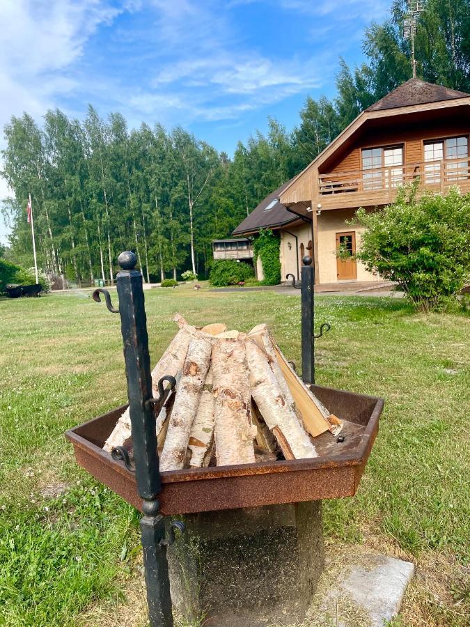 Piejuras Nams Hotel Kesterciems Bagian luar foto
