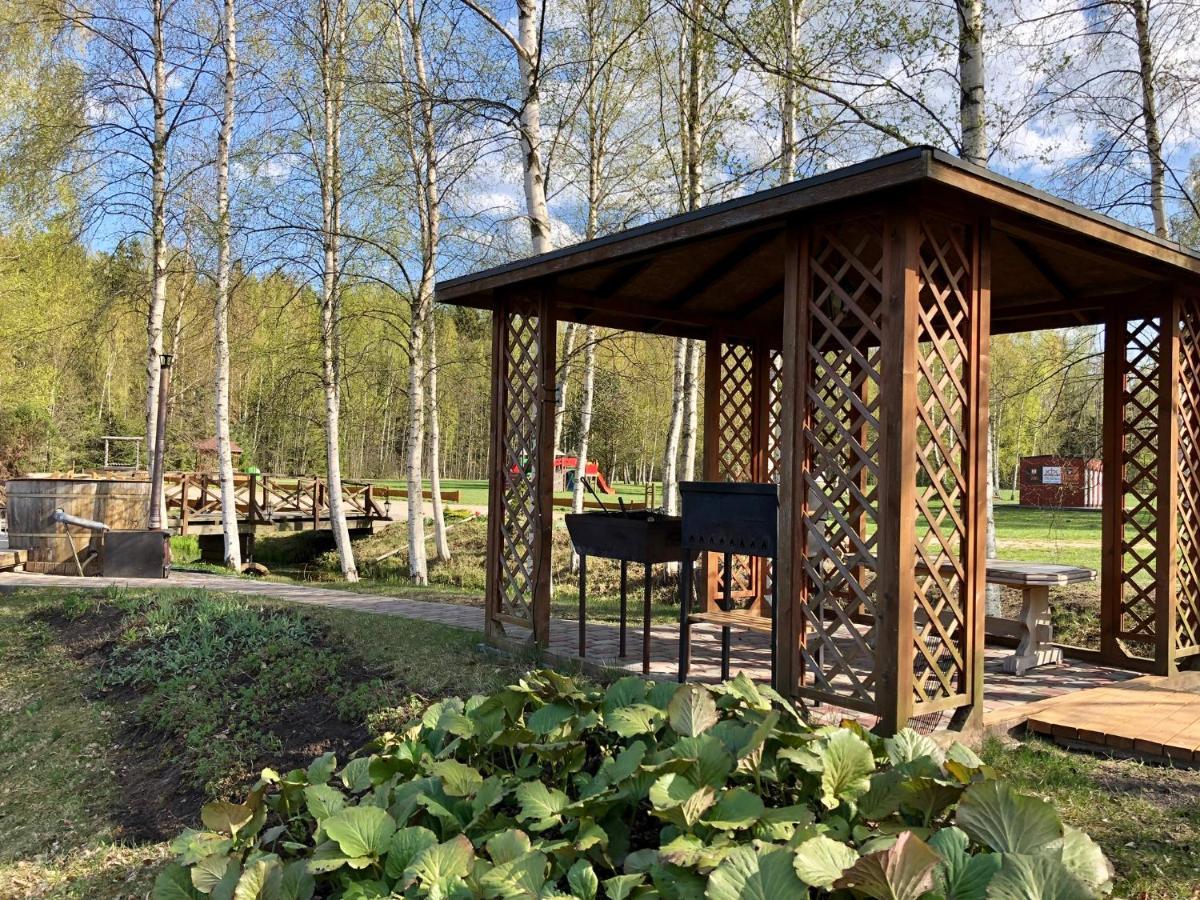 Piejuras Nams Hotel Kesterciems Bagian luar foto